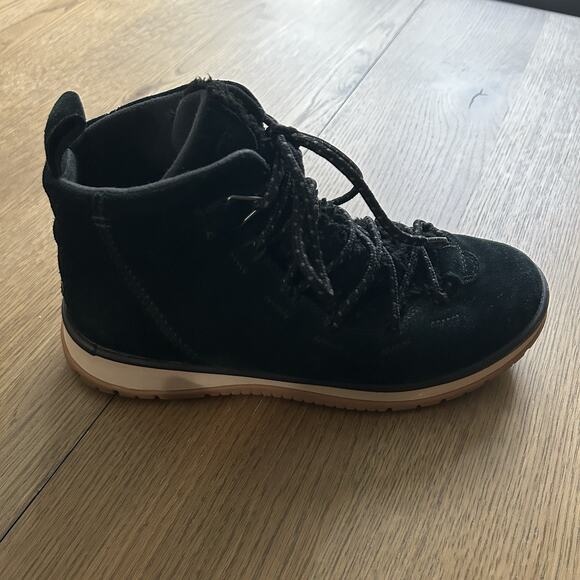 UGG Lakesider Heritage Mid Sneaker Bootie Women’s 9 Black Wool Blend Waterproof - Picture 16 of 16